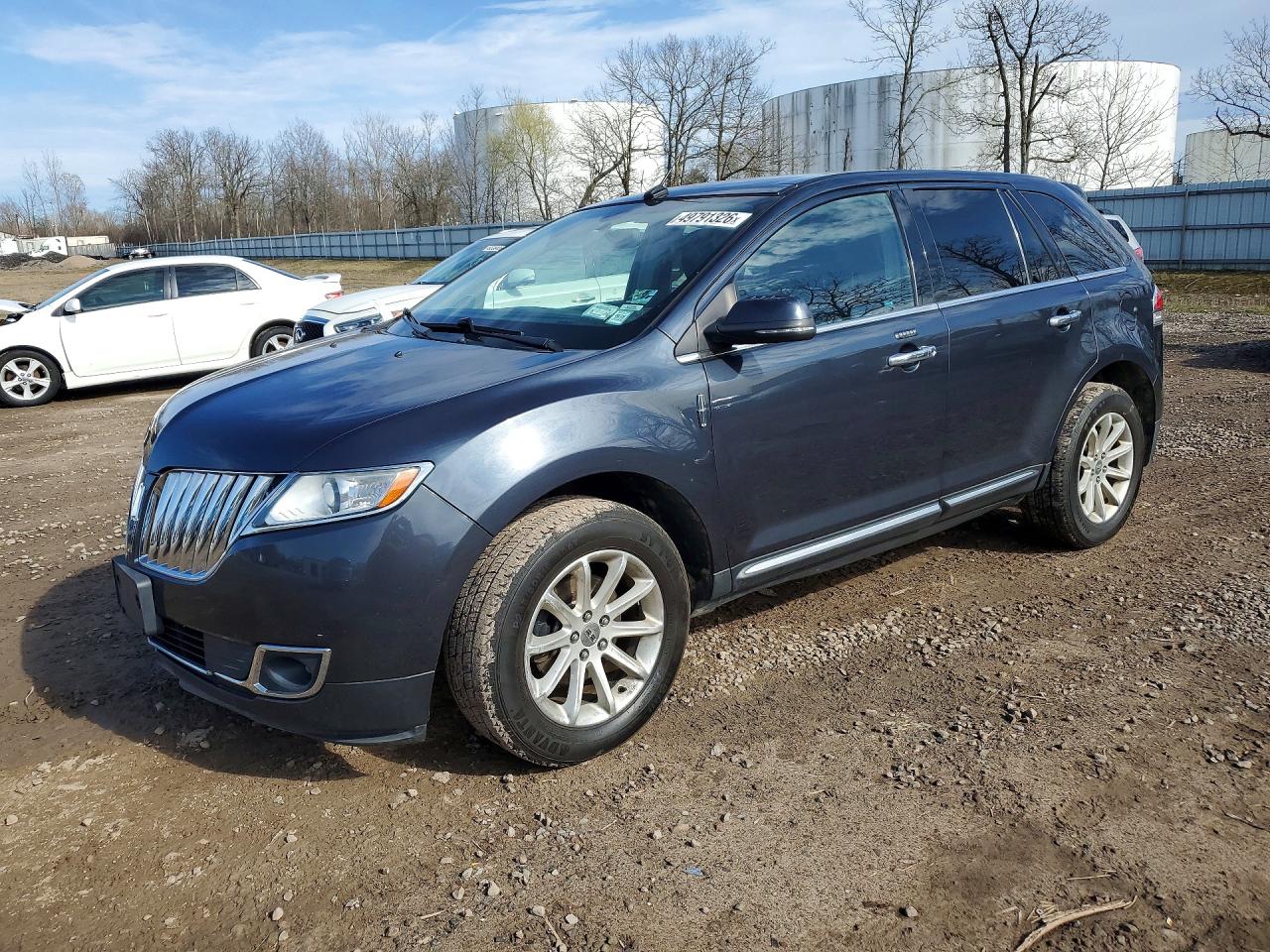 2013 Lincoln MKX, VIN 2LMDJ8JK0DBL36300 — Undercarriage