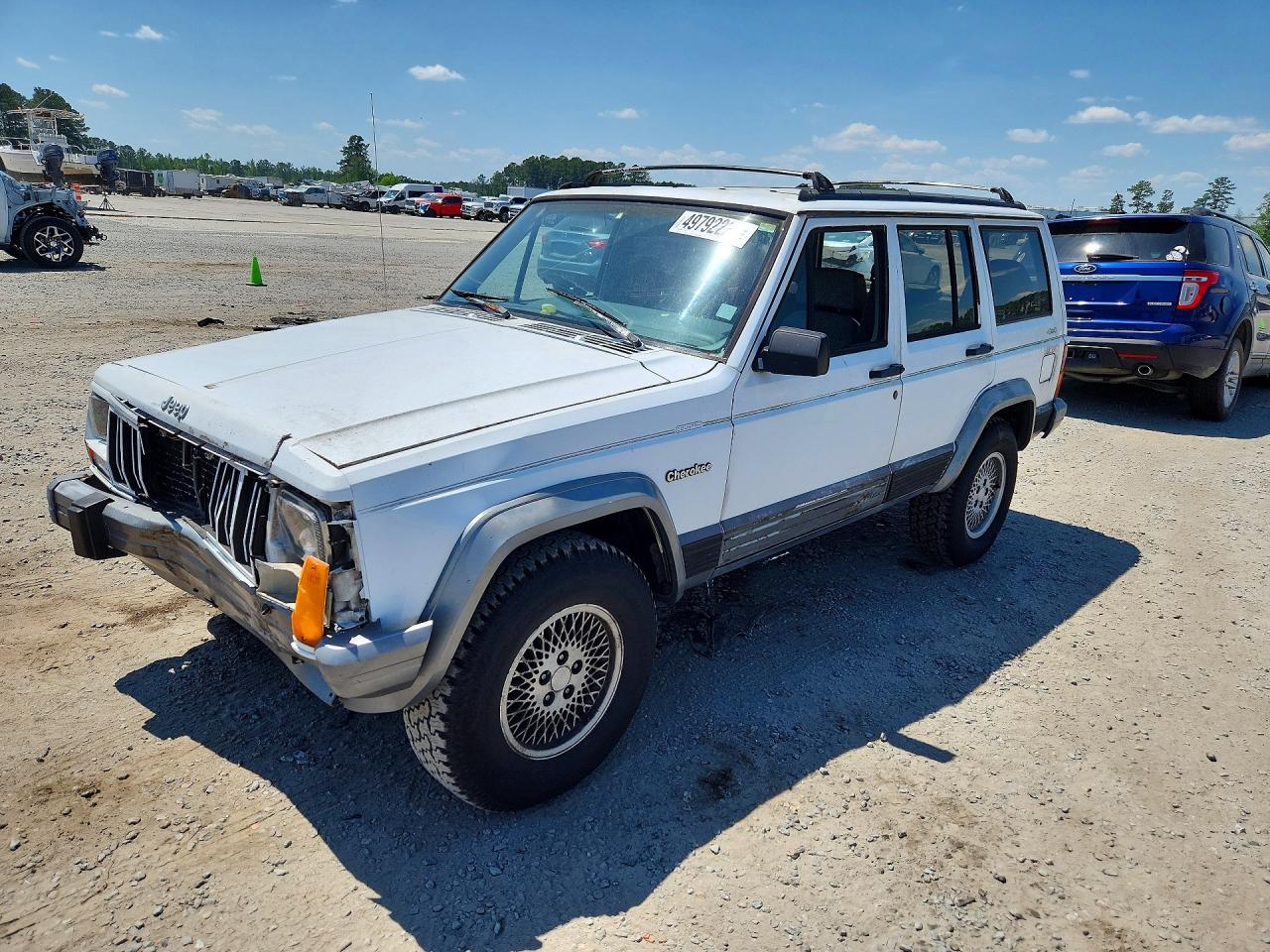1994 Jeep Cherokee Country, VIN 1J4FJ78S5RL188381 — Front end