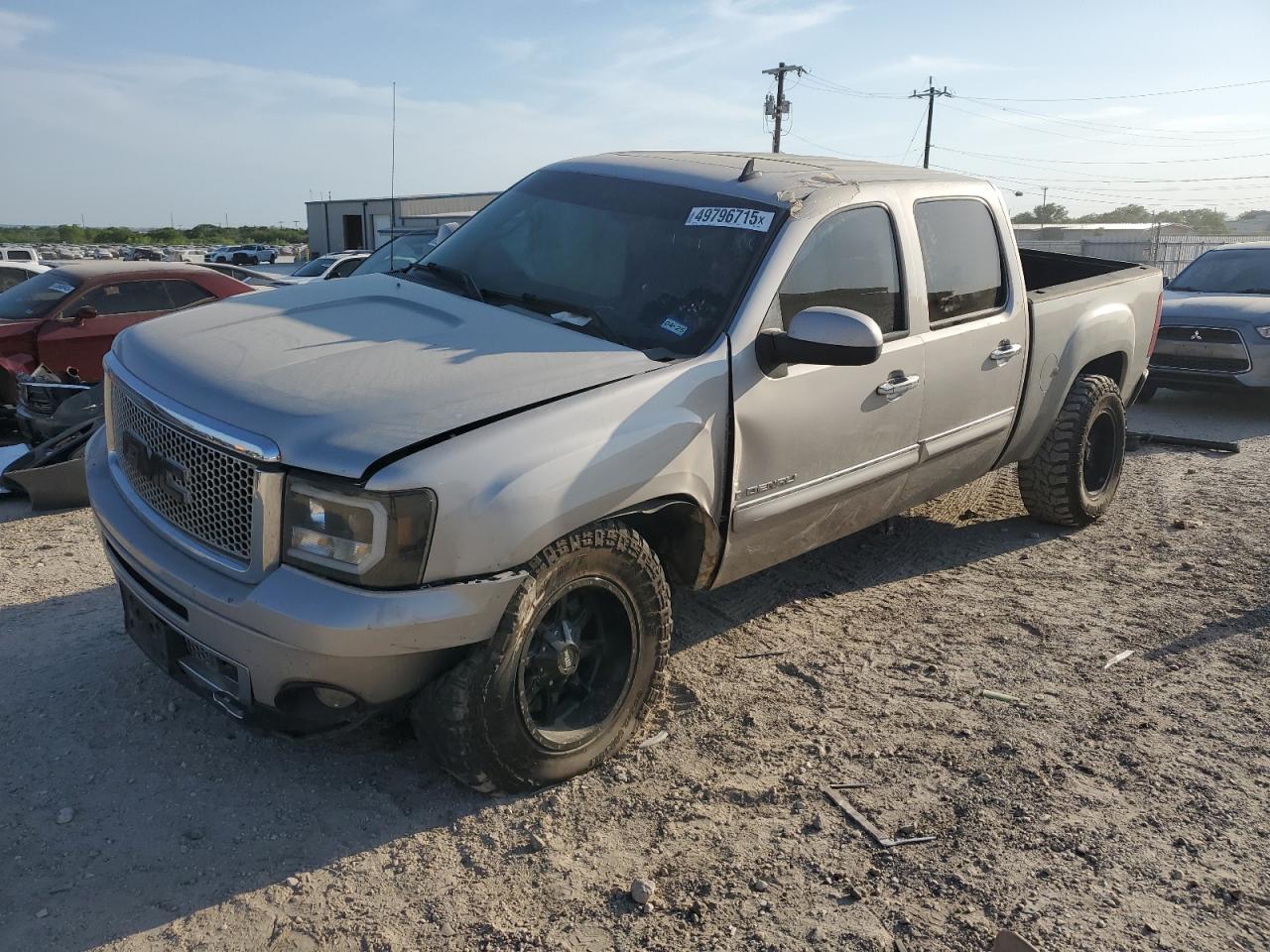 2008 GMC Sierra Denali, VIN 2GTEK638381159485 — Front end