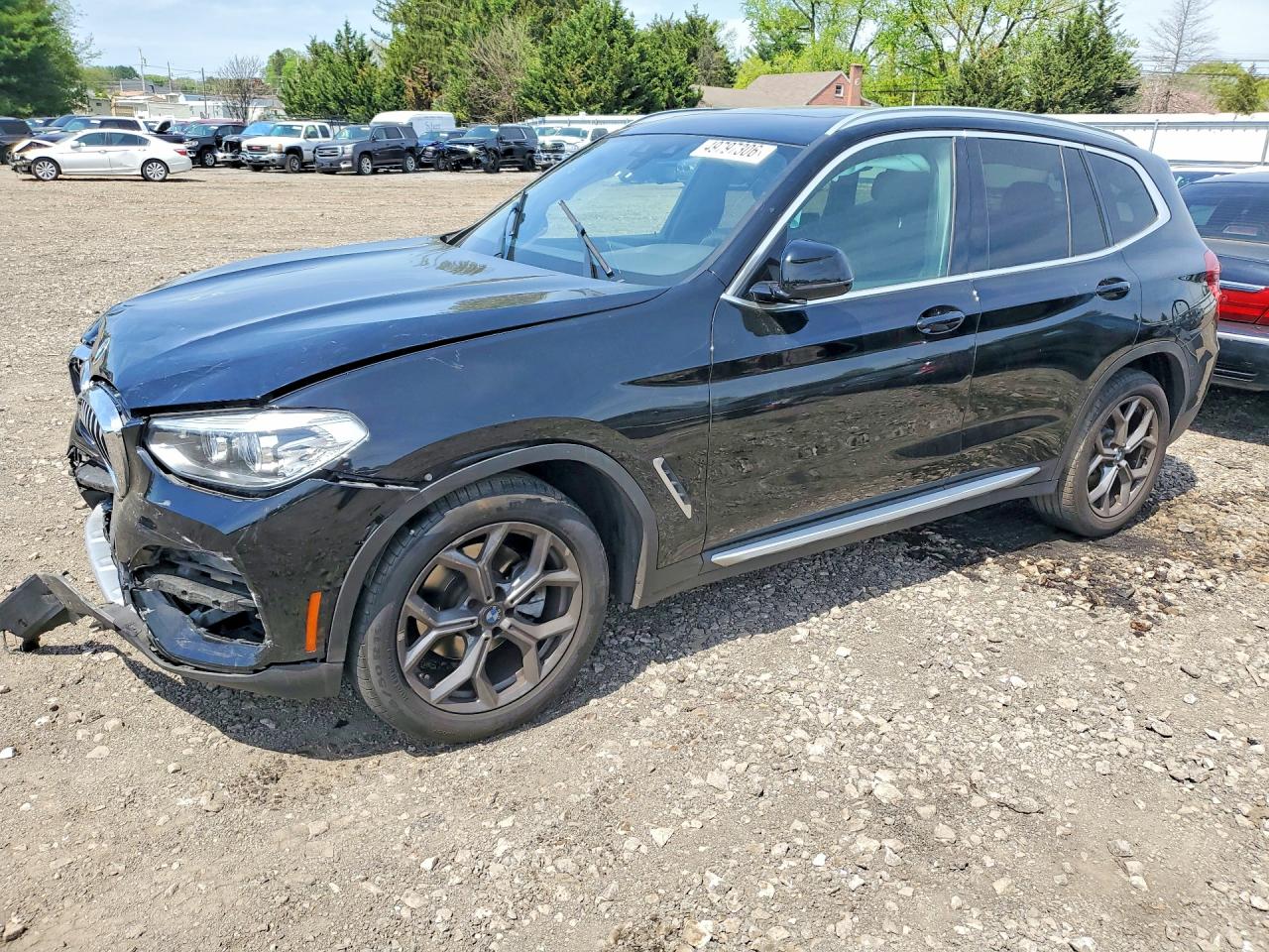 2021 BMW X3 xDrive30i, VIN 5UXTY5C05M9F13424 — Front end