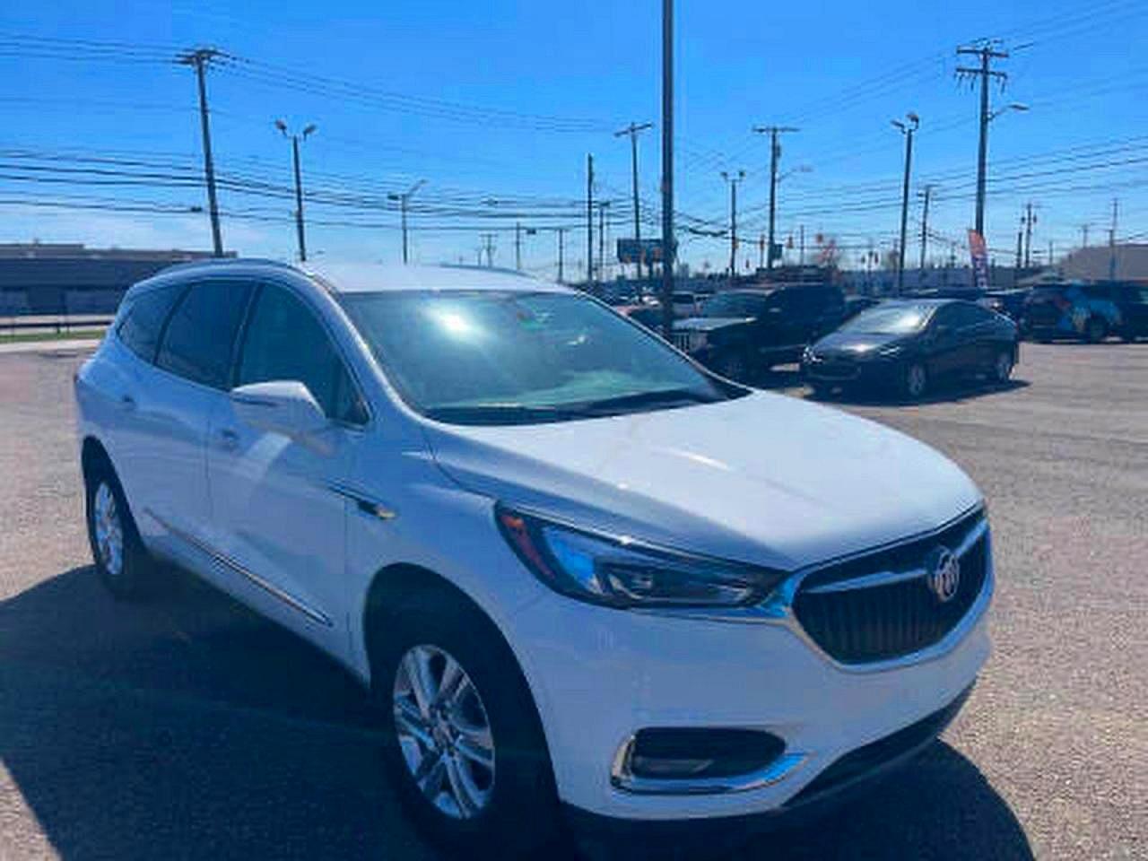 2021 Buick Enclave Essence, VIN 5GAERBKW4MJ263991 — Мелкие вмятины и царапины