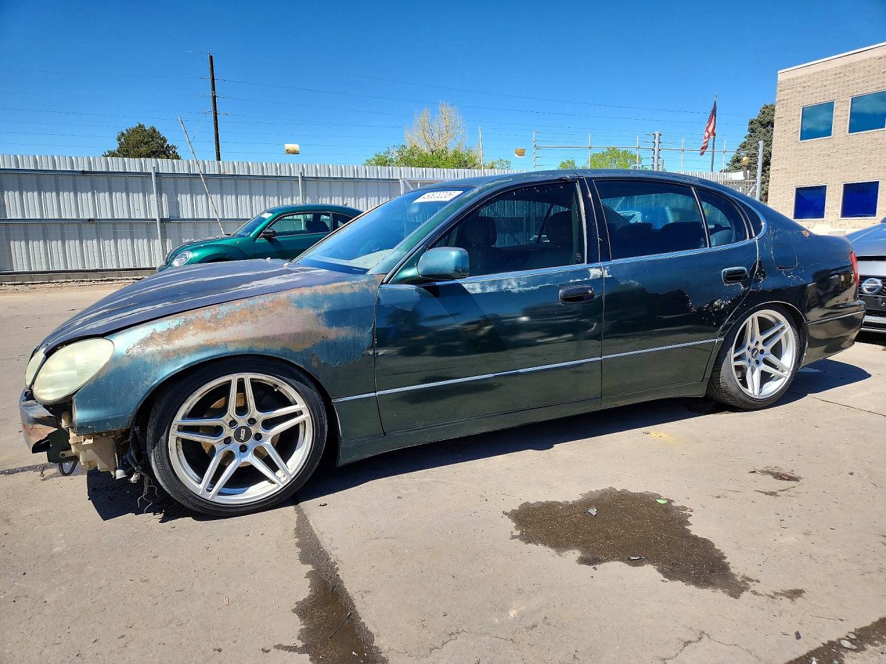 1998 Lexus GS 400, VIN JT8BH68X3W0009983 — Перед