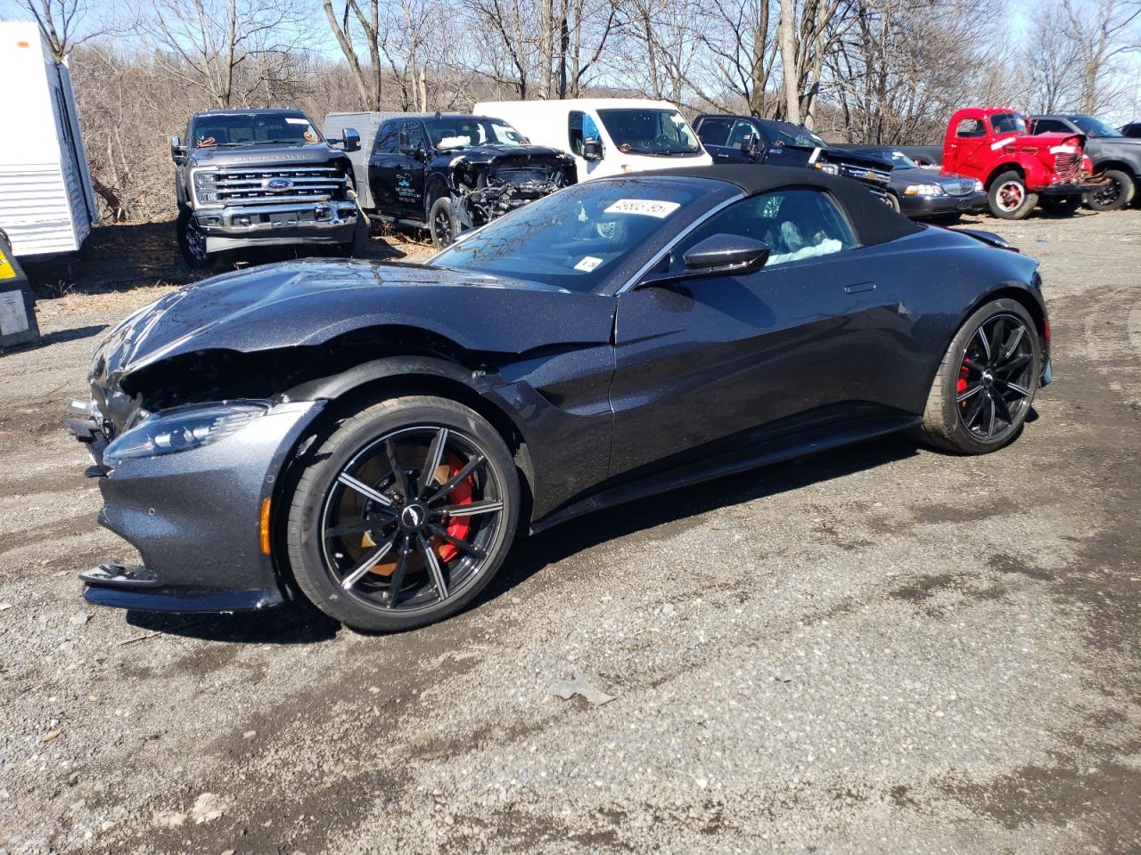 2021 Aston Martin Vantage, VIN SCFSMGBW2MGP05338 — Front end