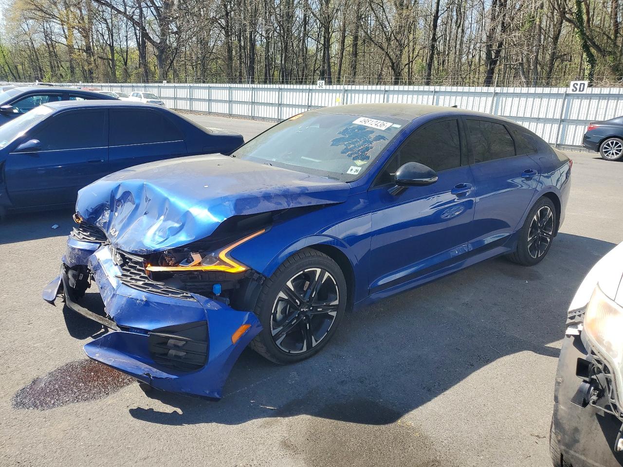 2022 Kia K5 GT-Line, VIN 5XXG64J21NG100604 — Front end