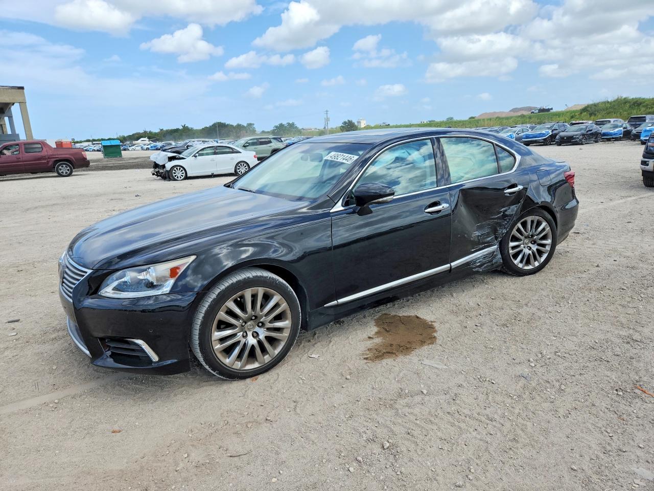 2017 Lexus LS 460, VIN JTHBL5EF1H5144664 — Side