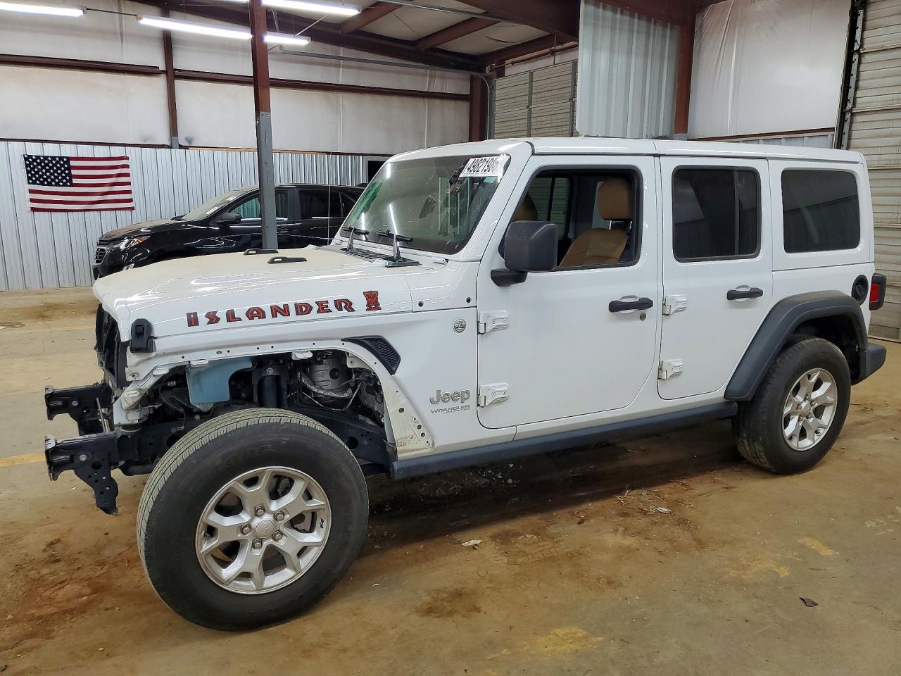 2021 Jeep Wrangler Unlimited Islander, VIN 1C4HJXDN8MW564478 — Фото с аукциона 1 of 4