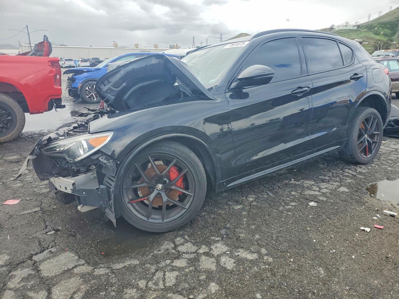 2021 Alfa Romeo Stelvio Ti Sport, VIN ZASPAKBN9M7D18820 — Front end
