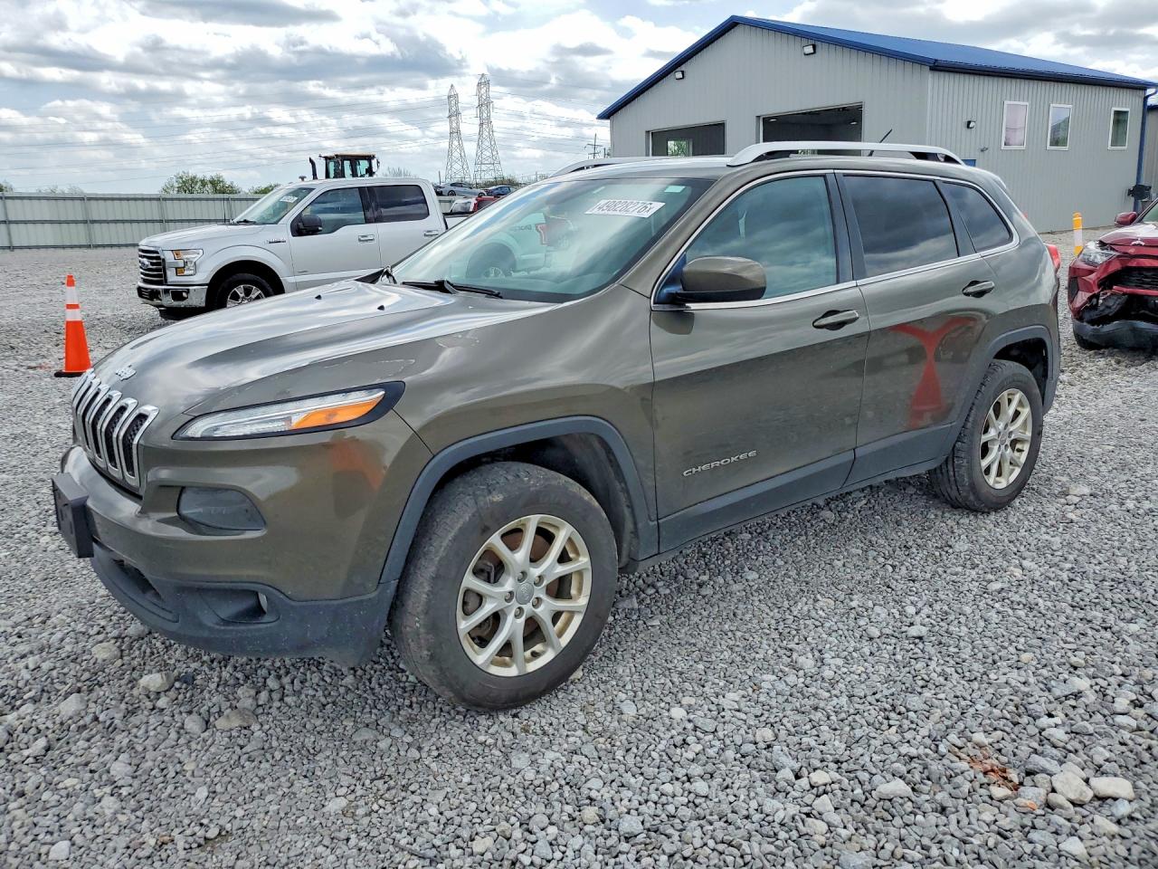 2014 Jeep Cherokee Latitude, VIN 1C4PJMCB2EW226674 — Зад