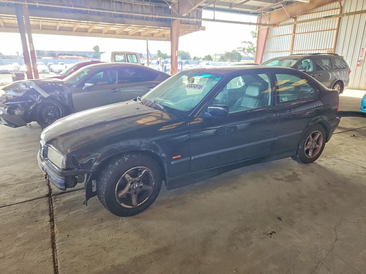 1998 BMW 318, VIN WBACG833XWKC85087 — Front end