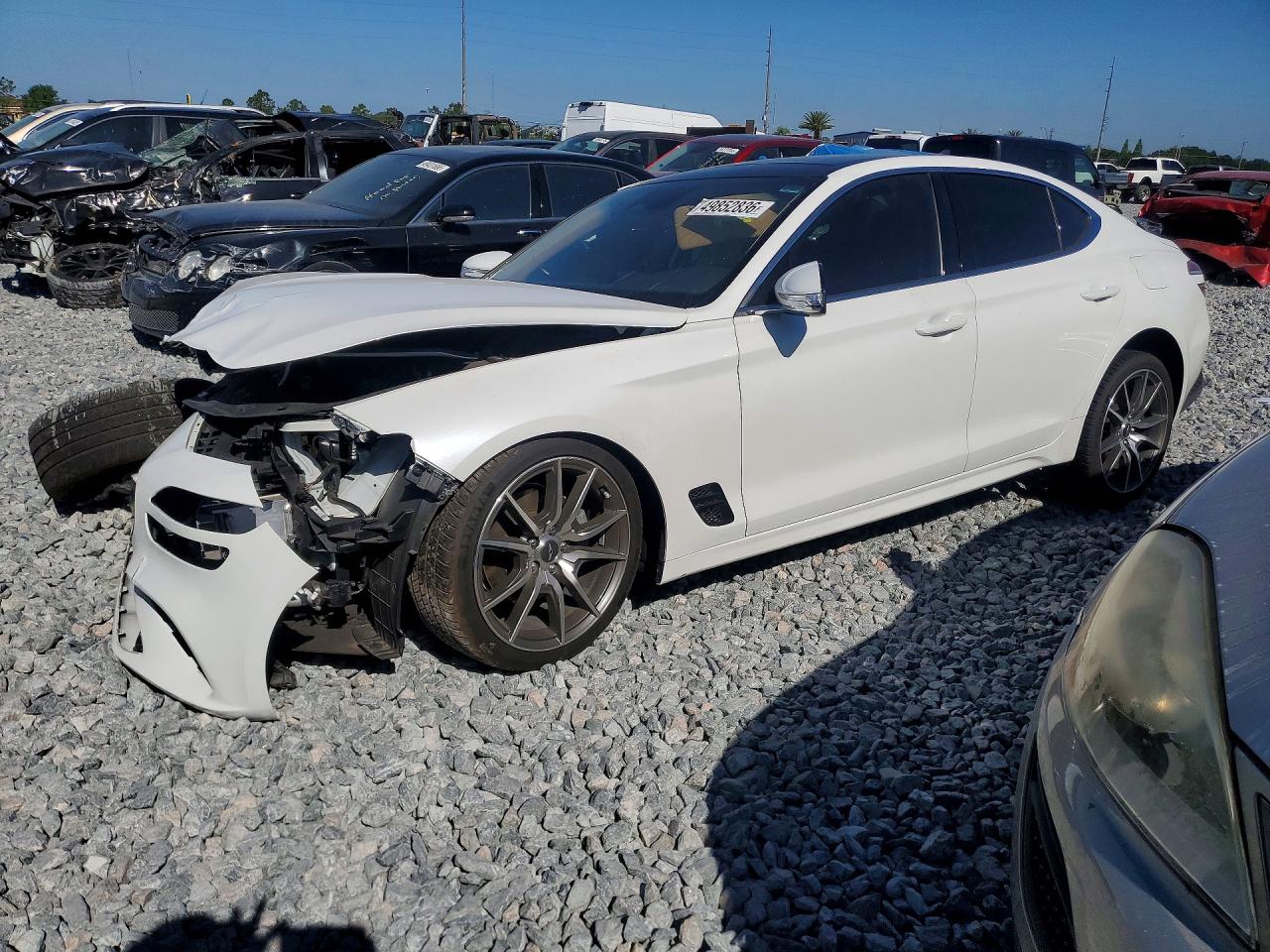 2022 Genesis G70 2.0T, VIN KMTG34TA0NU091029 — Front end