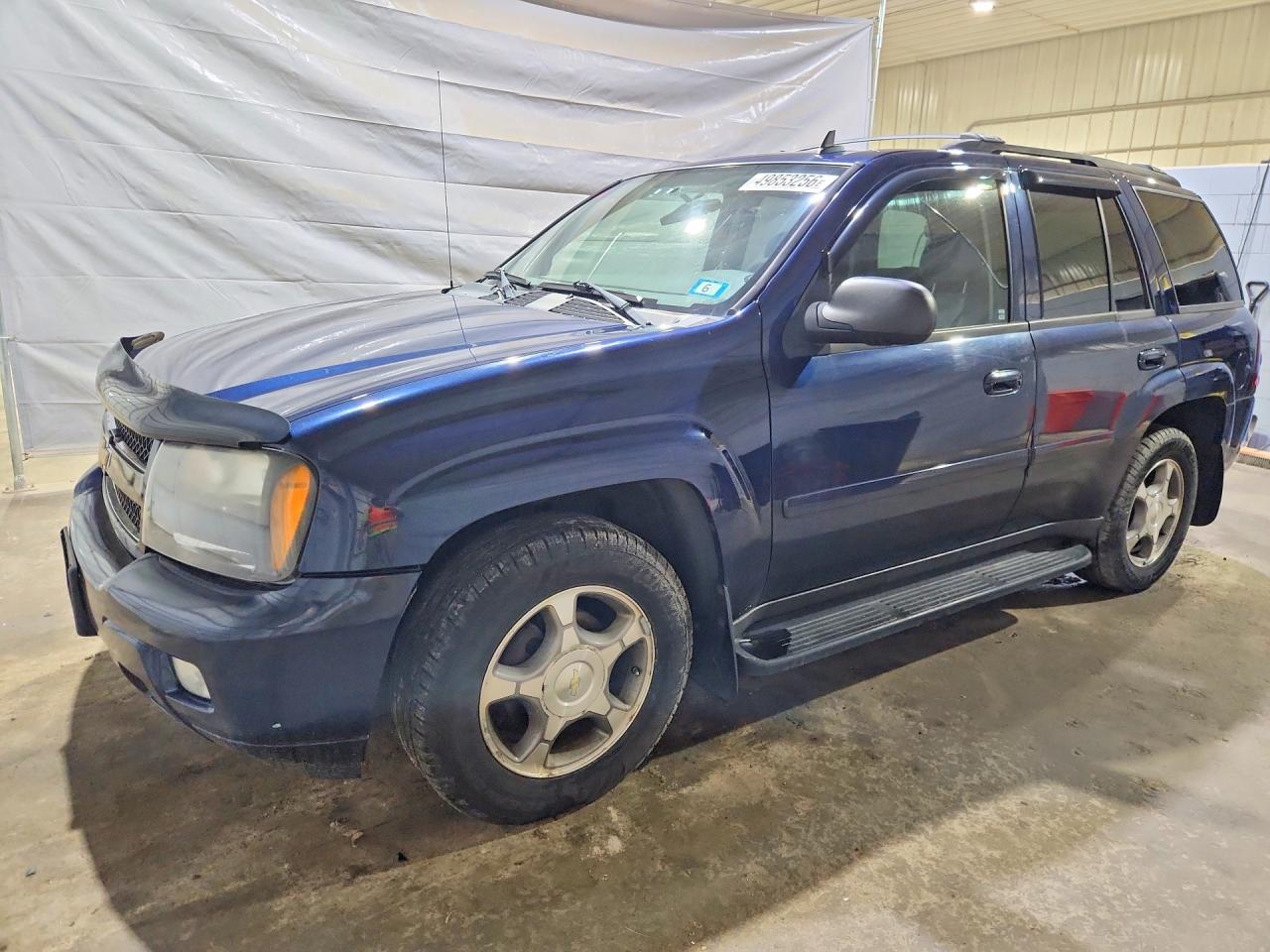 2009 Chevrolet TrailBlazer 1LT, VIN 1GNDT33S392102800 — Rear end