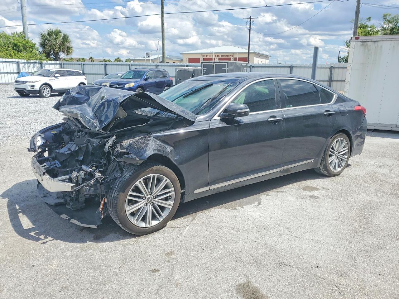 2018 Genesis G80 3.8L, VIN KMHGN4JE5JU237672 — Front end