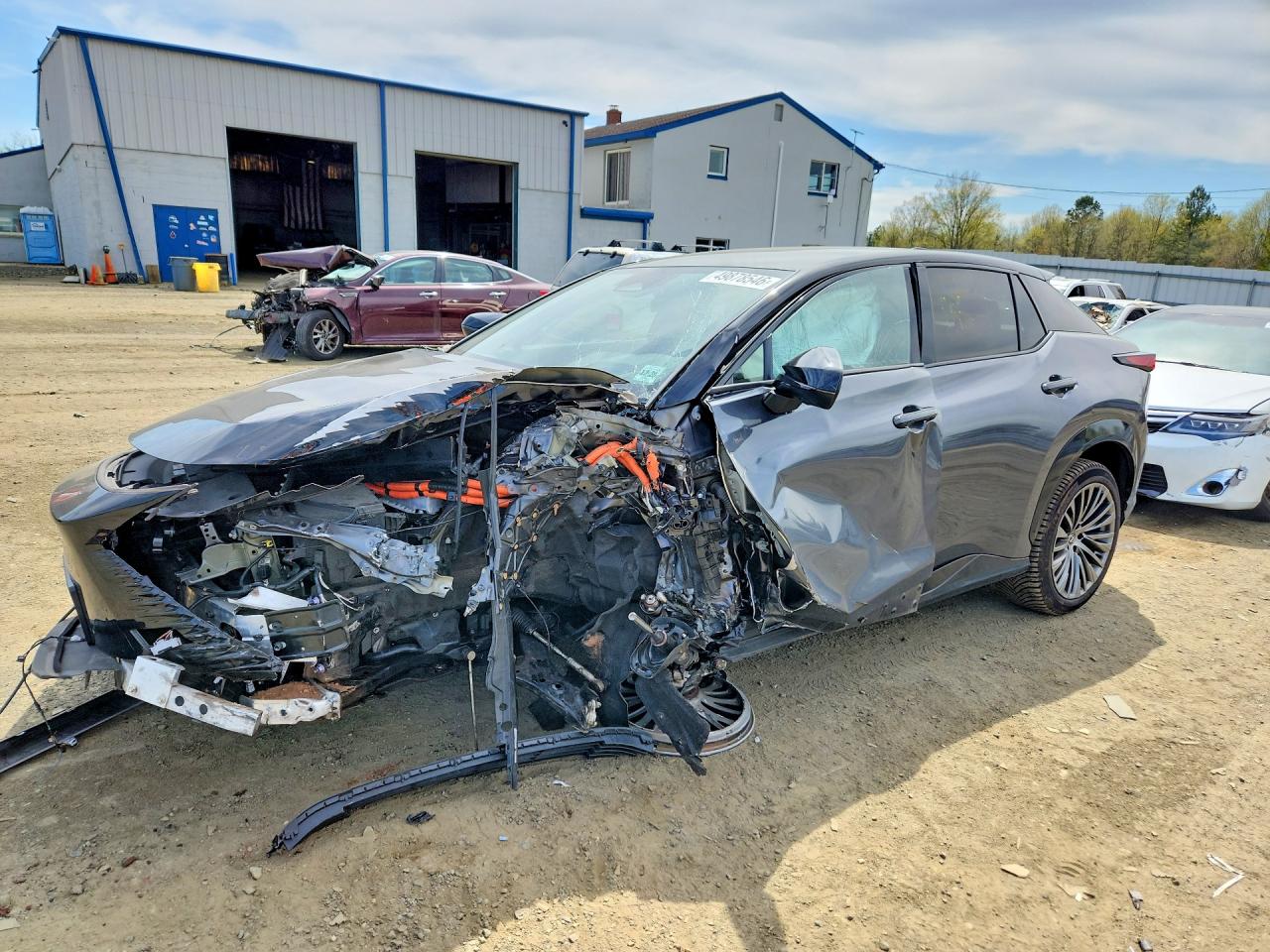 2023 Lexus RZ 450e Luxury, VIN JTJAAAABXPA018787 — Front end