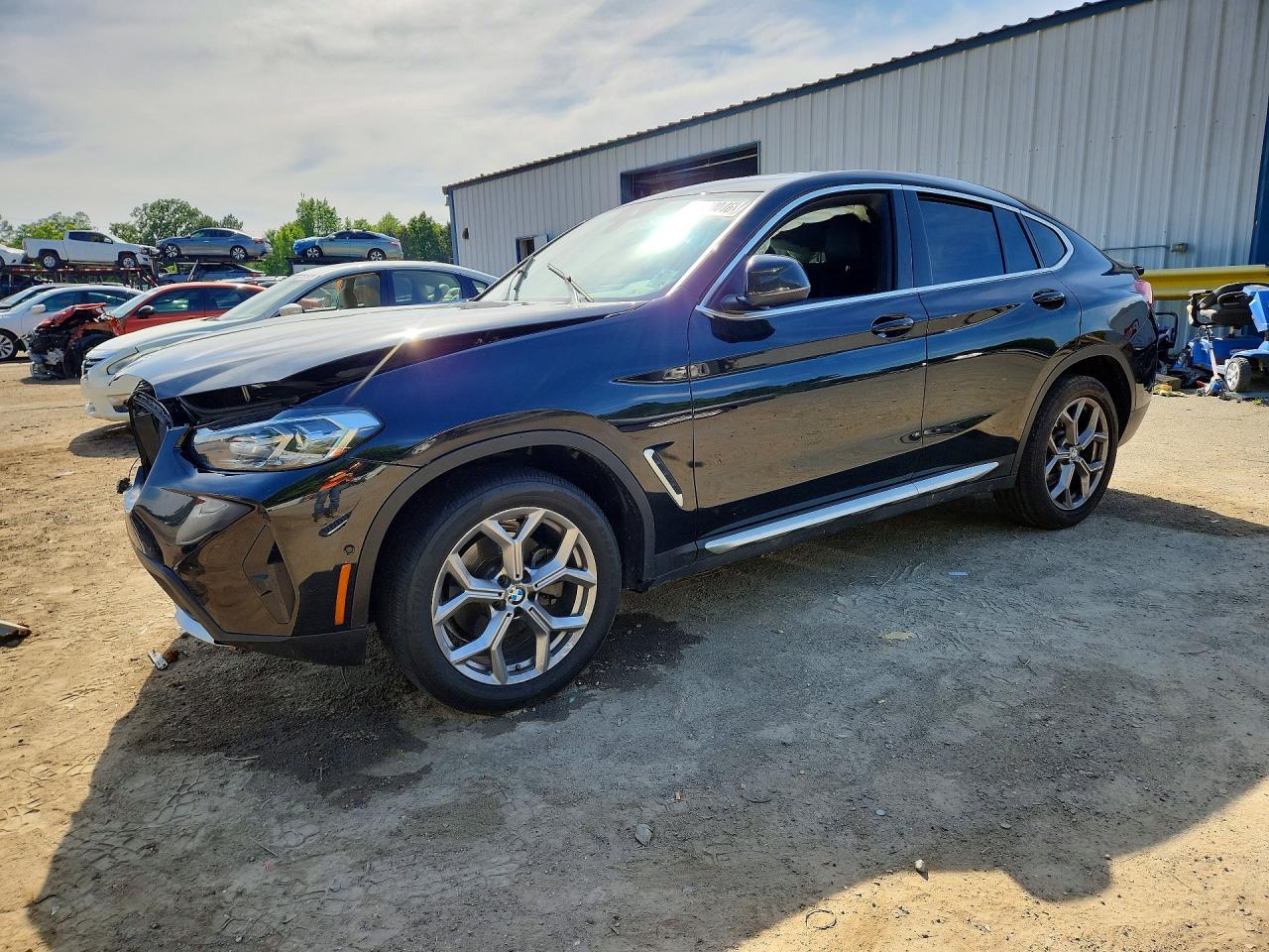 2023 BMW X4 xDrive30i, VIN 5UX33DT06P9P69470 — Front end