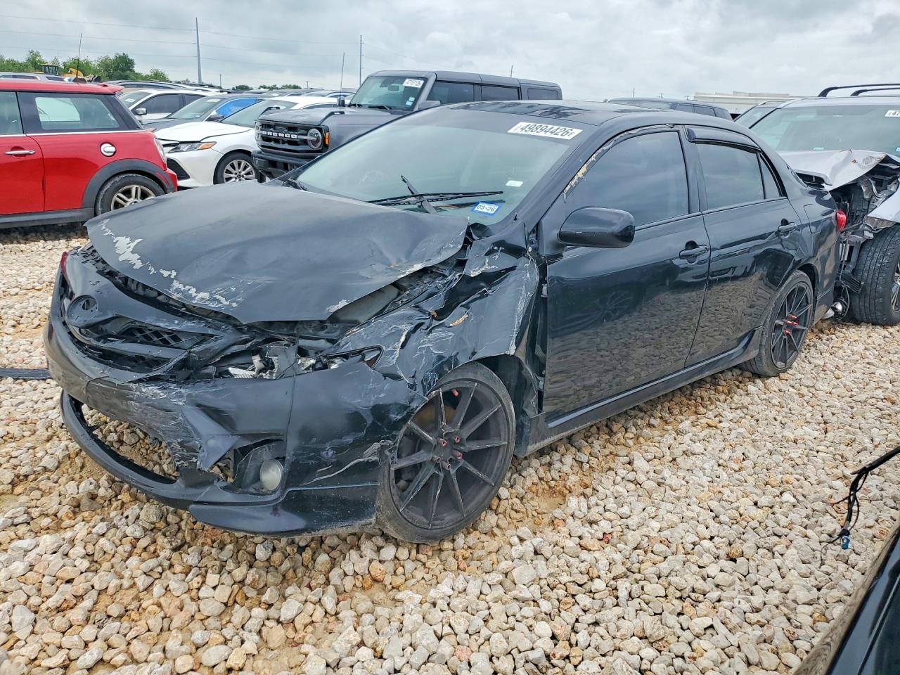 2011 Toyota Corolla LE, VIN 2T1BU4EE6BC734031 — Front end