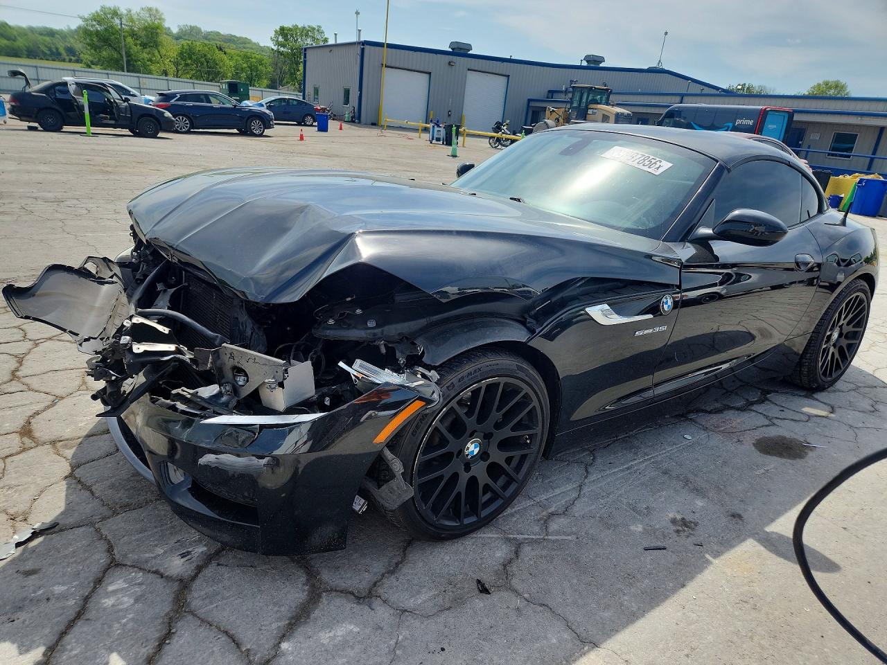 2015 BMW Z4 sDrive35i, VIN WBALM7C52FJ798874 — Front end