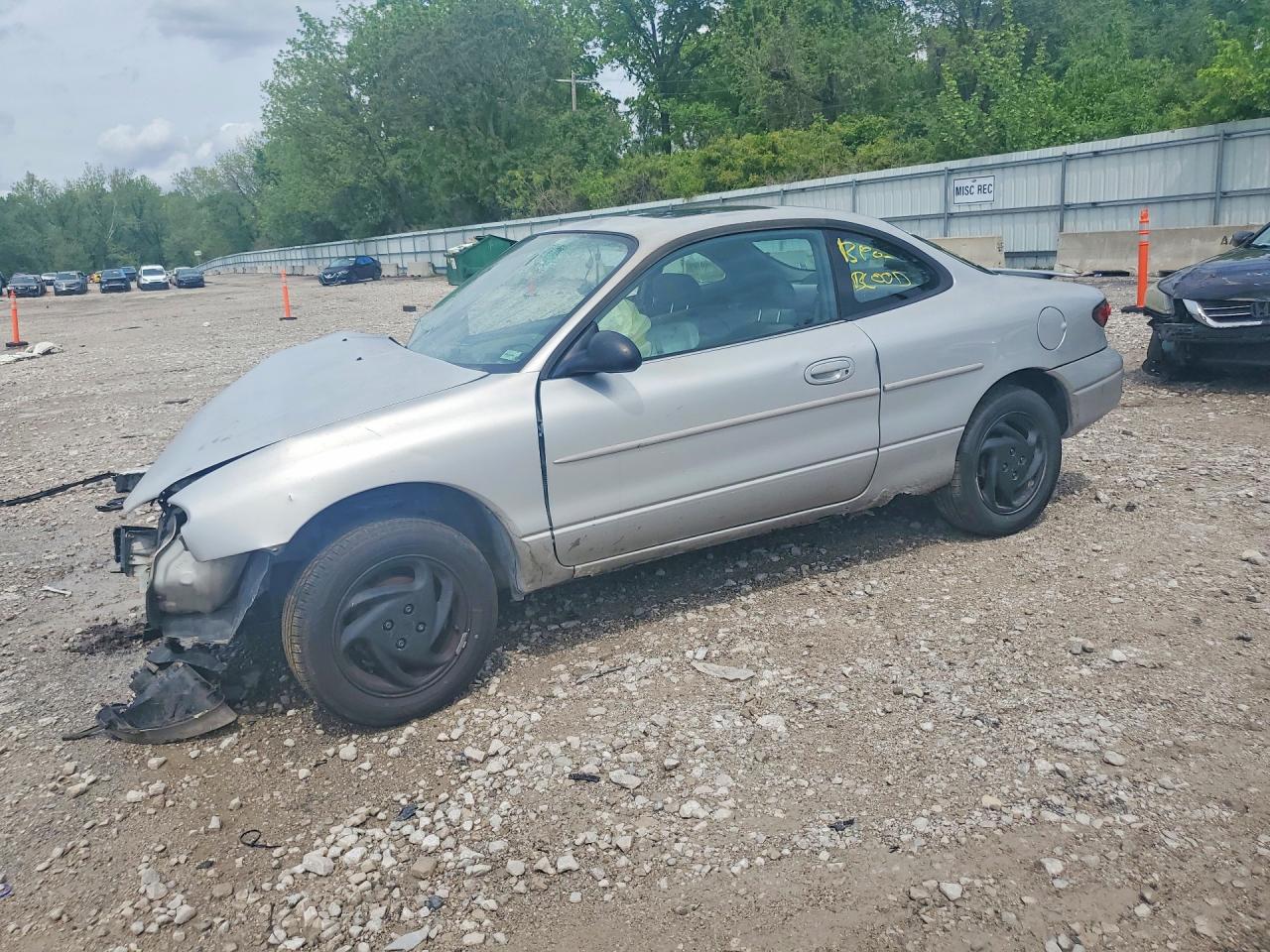 2000 Ford Escort ZX2, VIN 3FAKP1130YR163073 — Front end