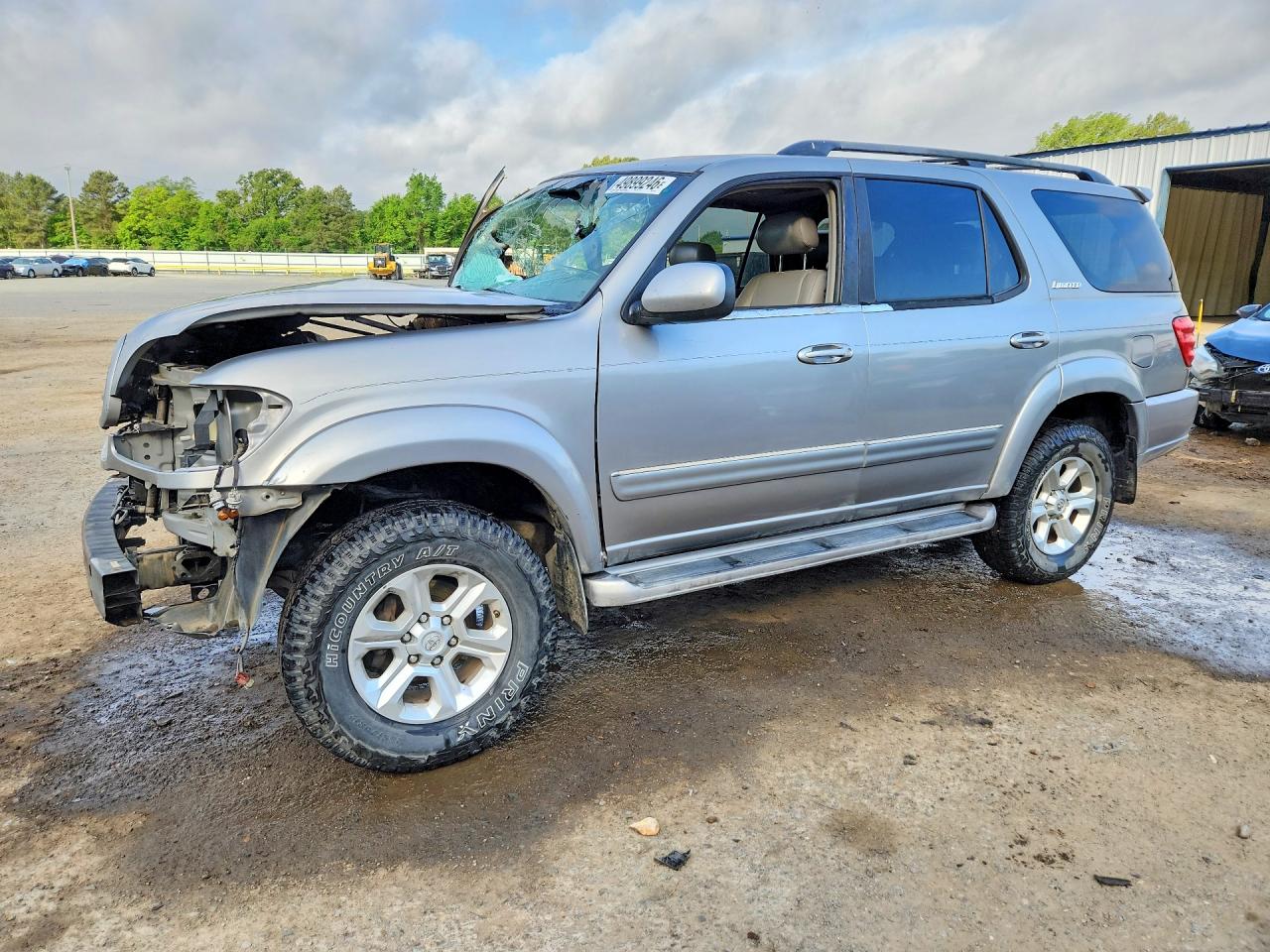 2004 Toyota Sequoia Limited, VIN 5TDZT38A34S218210 — Перед
