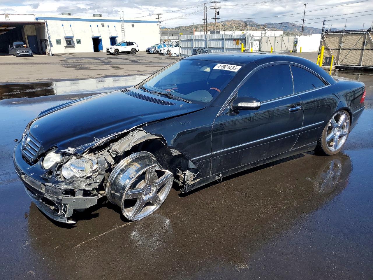 2005 Mercedes-Benz CL 500, VIN WDBPJ75J65A044395 — Front end
