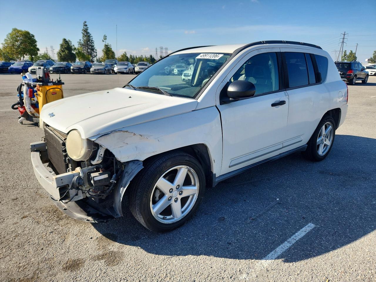 2007 Jeep Compass Limited, VIN 1J8FT57W47D245601 — Front end