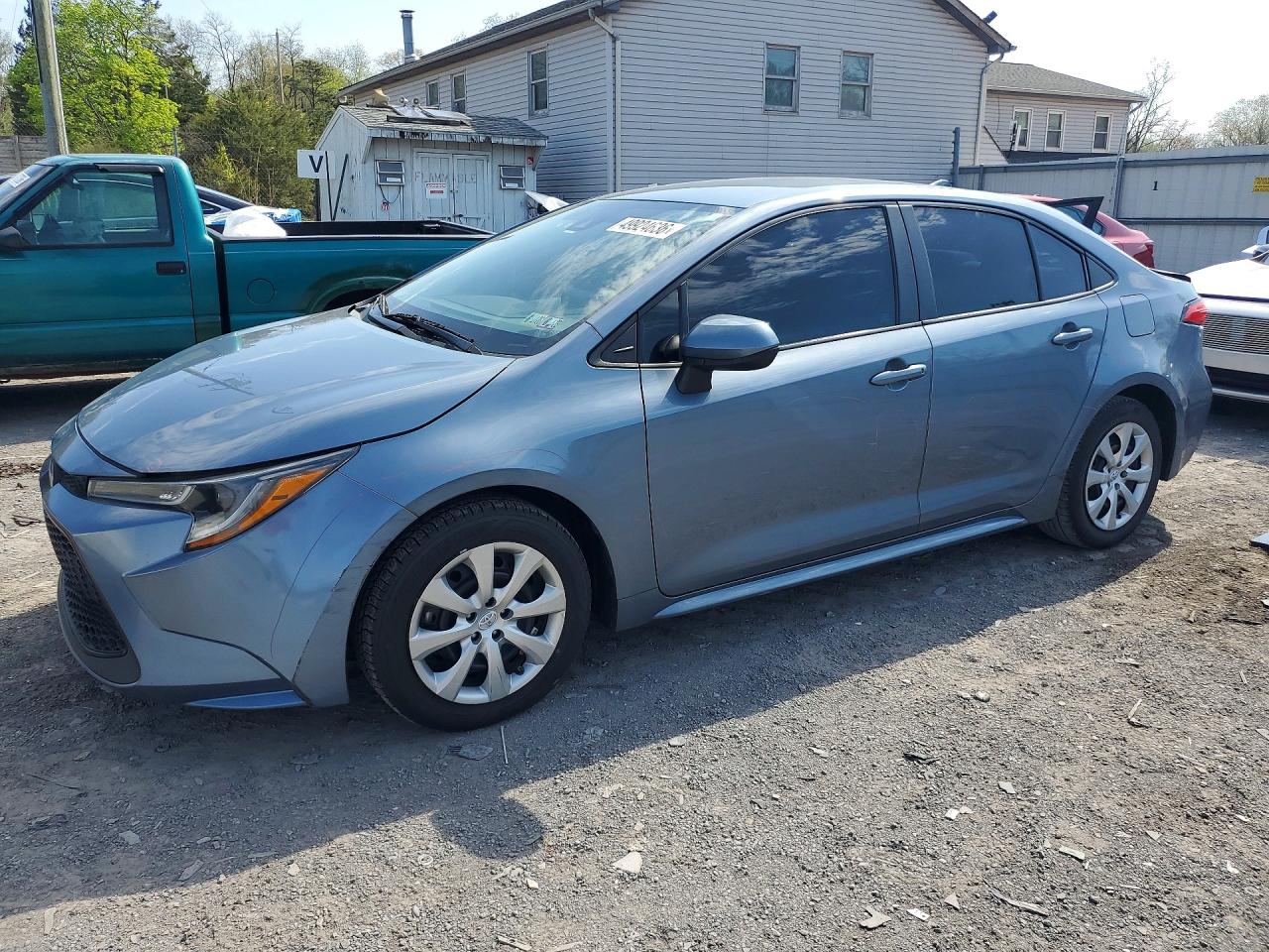 2020 Toyota Corolla LE, VIN 5YFEPRAE2LP062073 — Rear end