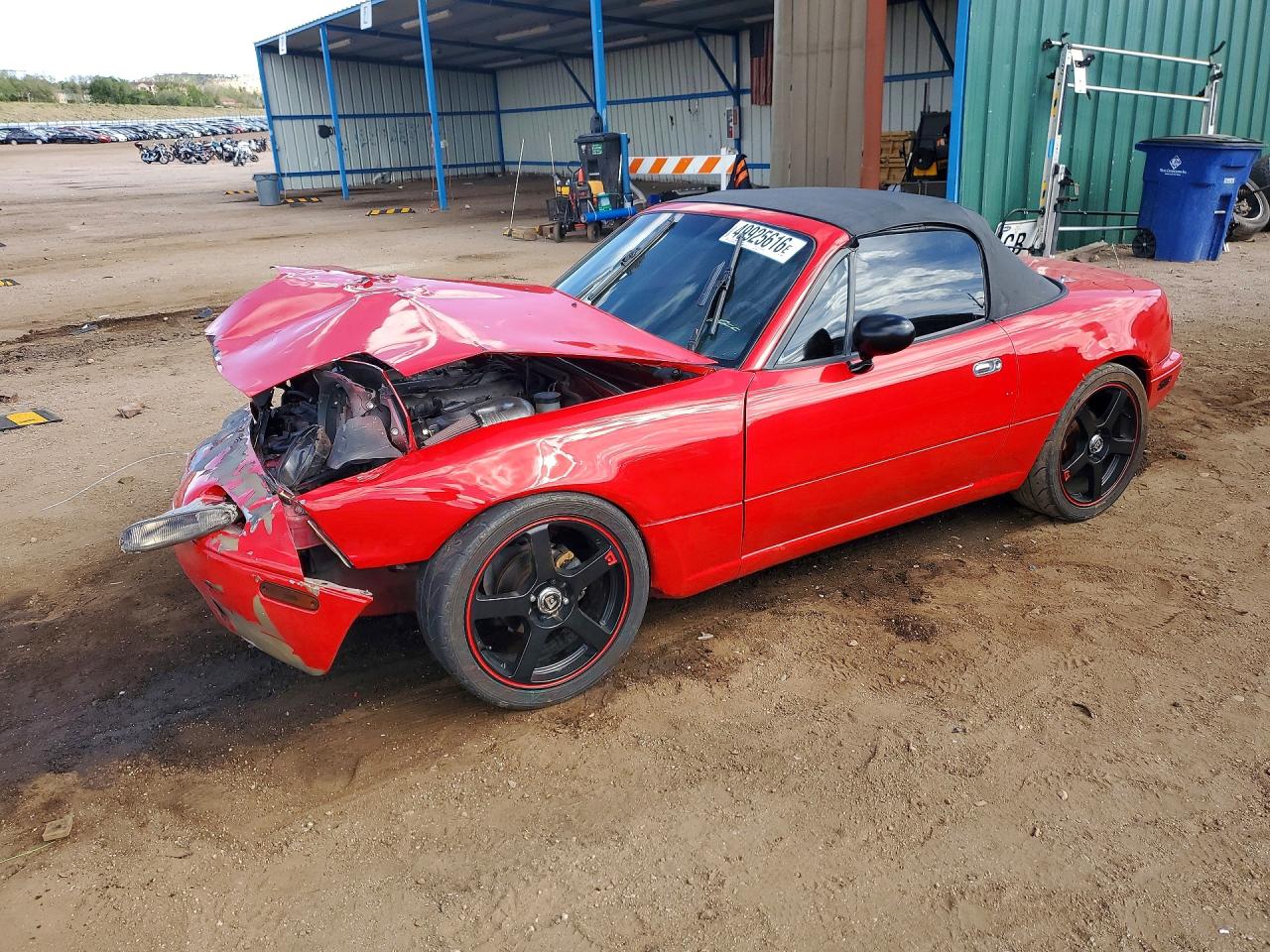 1990 Mazda MX-5 Miata, VIN JM1NA3517L0105564 — Front end