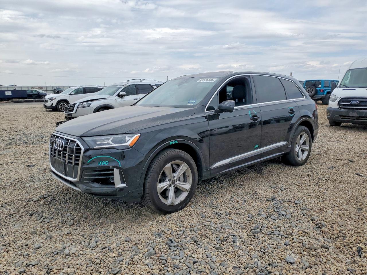 2022 Audi Q7 Premium Plus, VIN WA1LJBF79ND001605 — Side