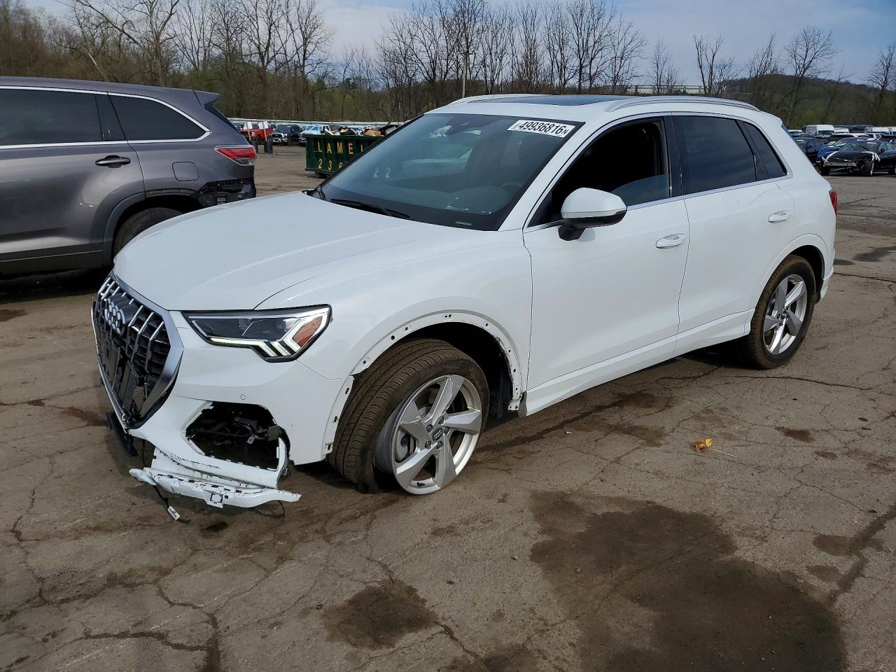 2019 Audi Q3 Premium Plus, VIN WA1BECF30K1083353 — Перед