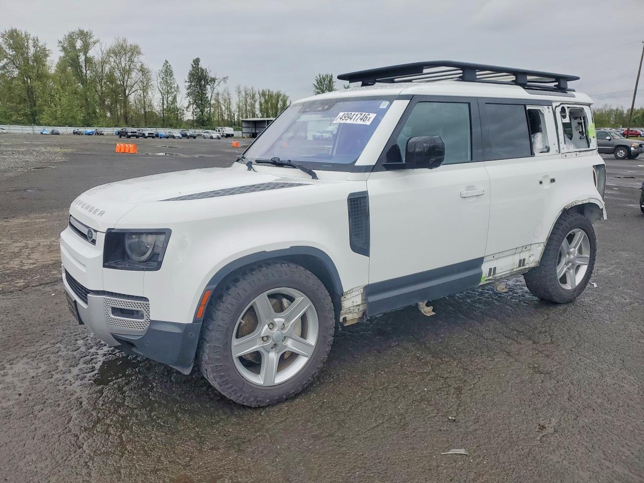 2020 Land Rover Defender SE, VIN SALEP7EU4L2020369 — Rear end