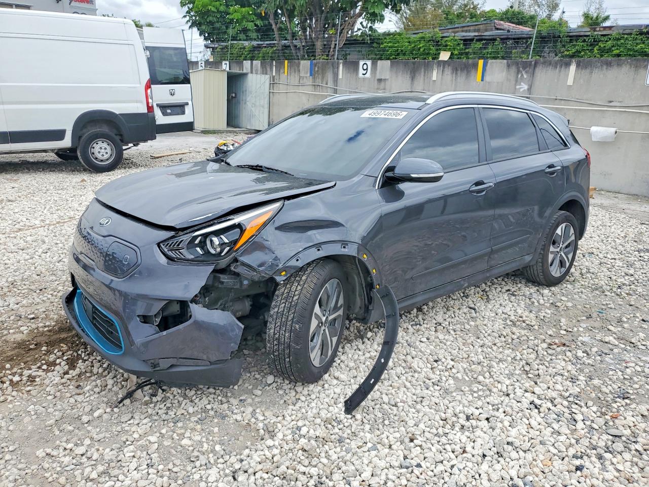 2020 Kia Niro EX, VIN KNDCC3LG8L5062963 — Бок