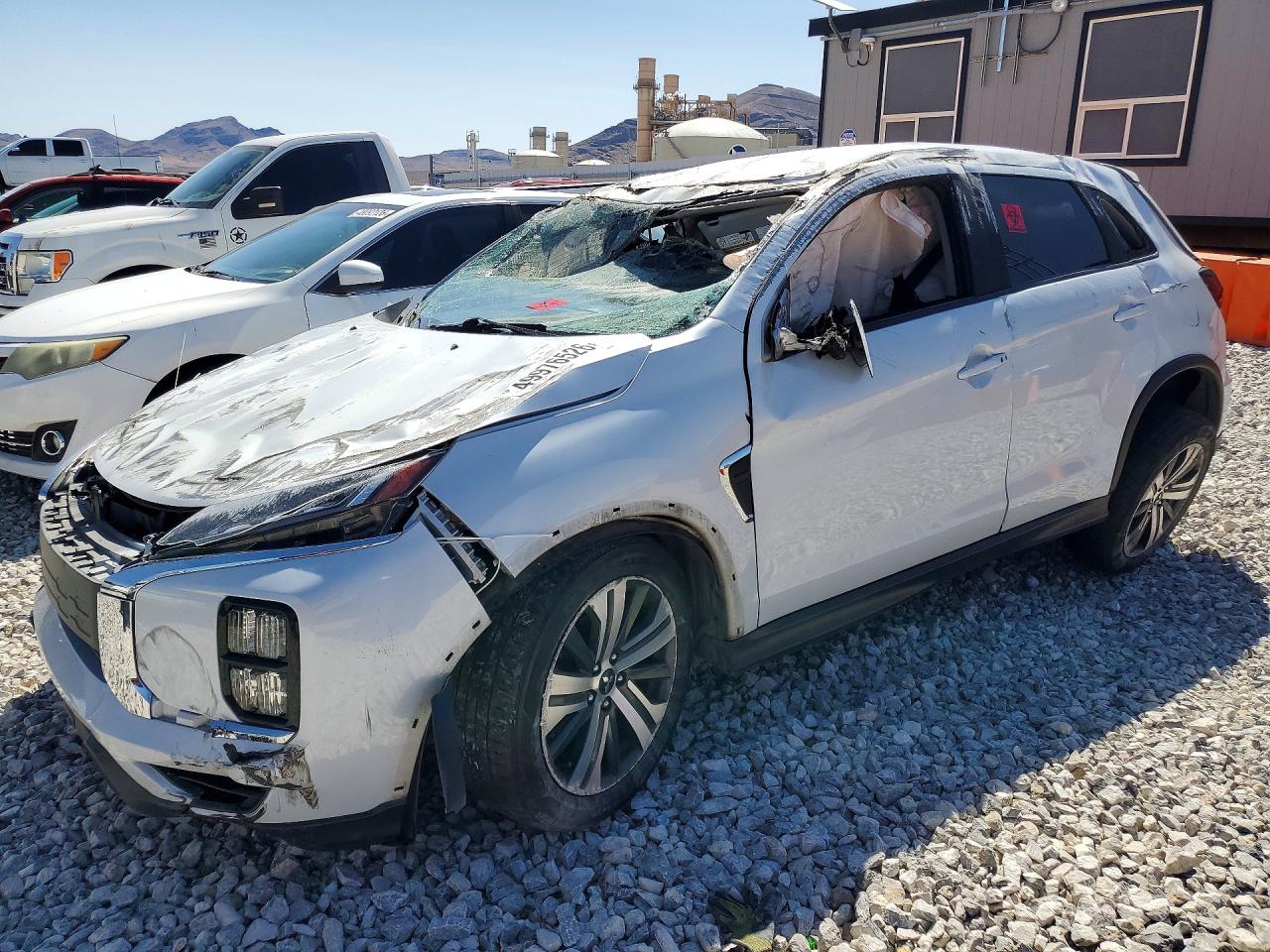 2022 Mitsubishi Outlander ES, VIN JA4ARUAU9NU003623 — Rollover