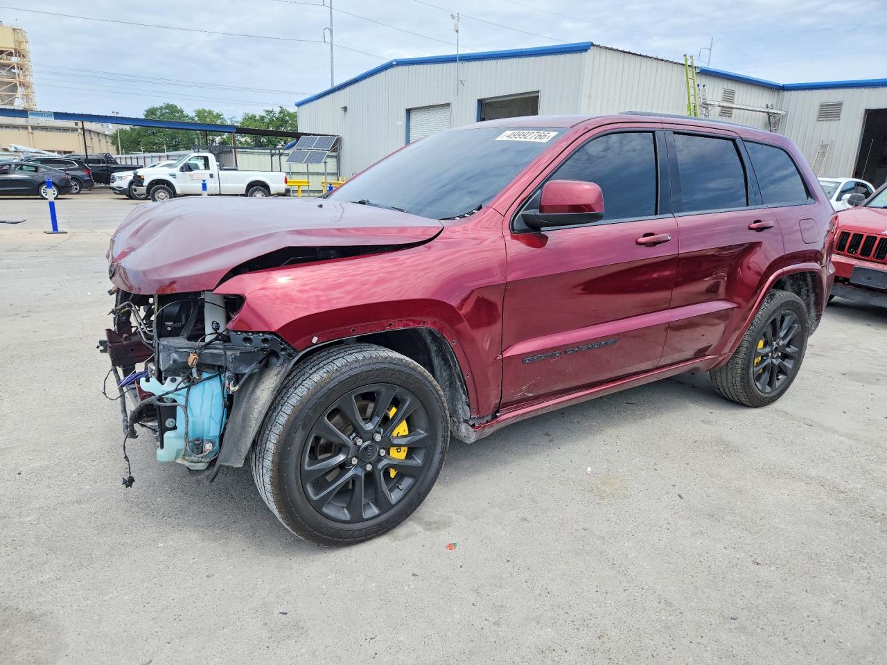 2021 Jeep Grand Cherokee Laredo E, VIN 1C4RJEAG7MC713897 — Front end