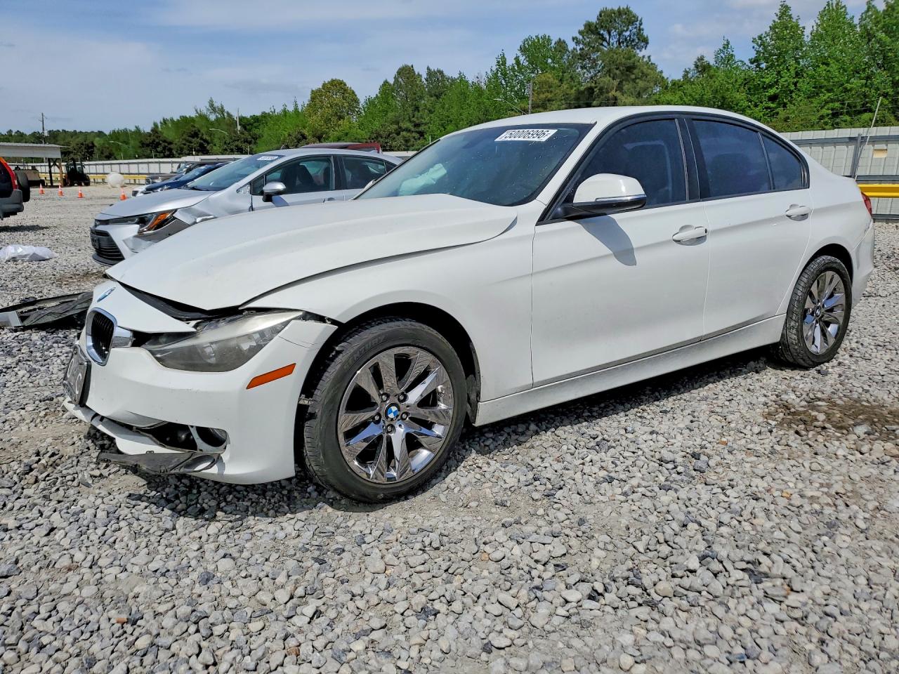 2015 BMW 3 Series 320i, VIN WBA3B1G53FNT05306 — Front end