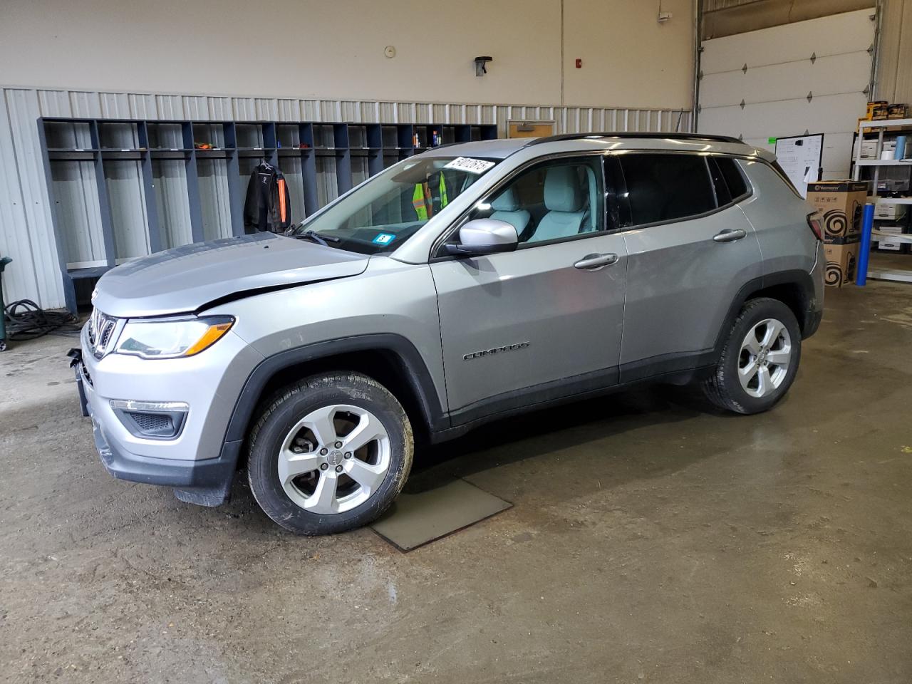 2021 Jeep Compass Latitude, VIN 3C4NJDBB2MT547398 — Rear end