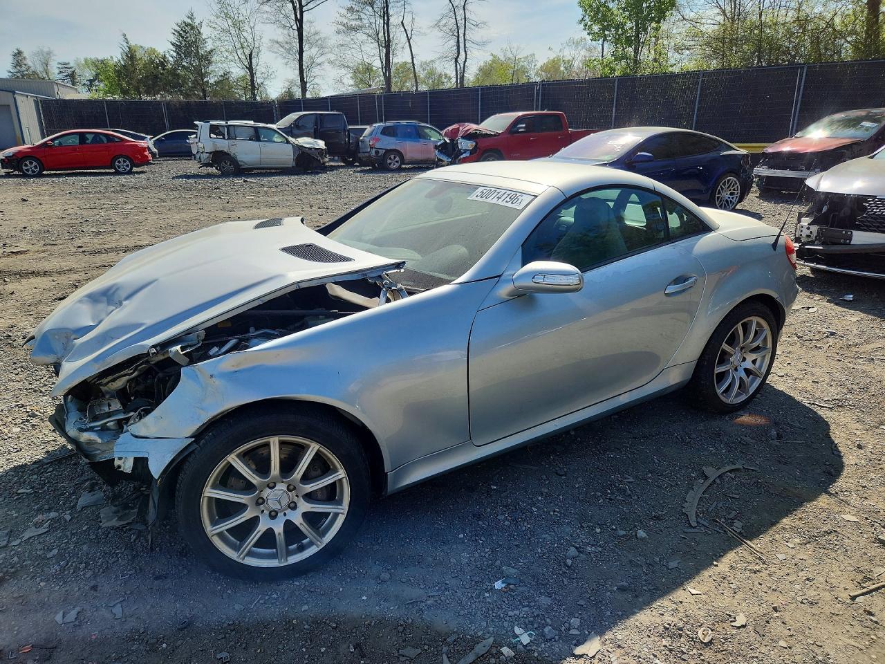 2005 Mercedes-Benz SLK 230/320, VIN WDBWK56F75F045162 — Front end