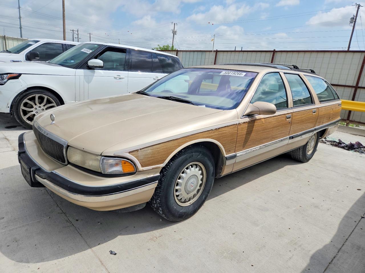 1996 Buick Roadmaster Estate Collectors Edition, VIN 1G4BR82P8TR414842 — Бок