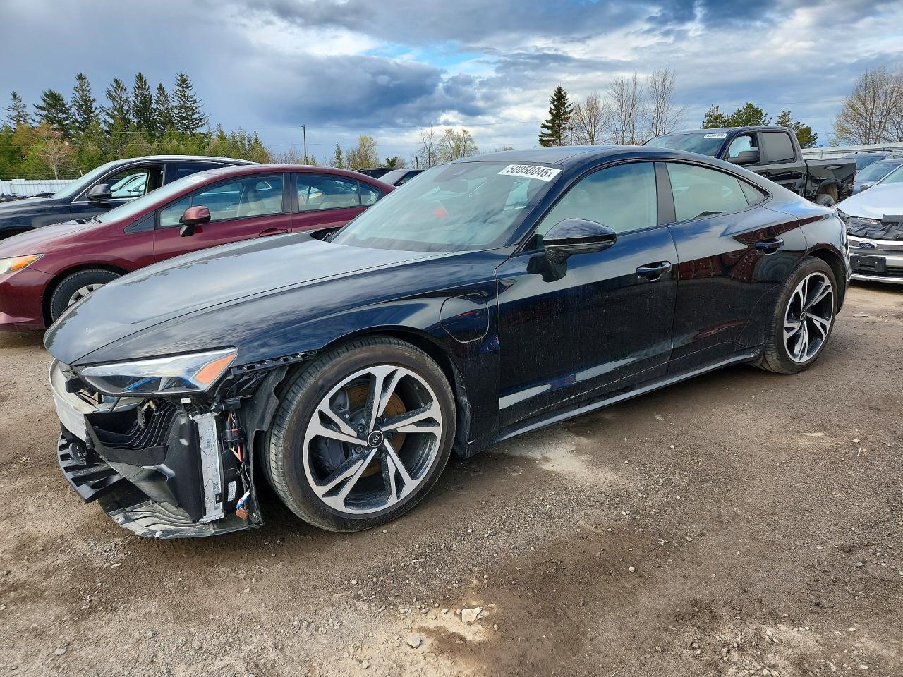2023 Audi e-tron GT Premium Plus, VIN WAUFJBFW2P7005889 — Front end