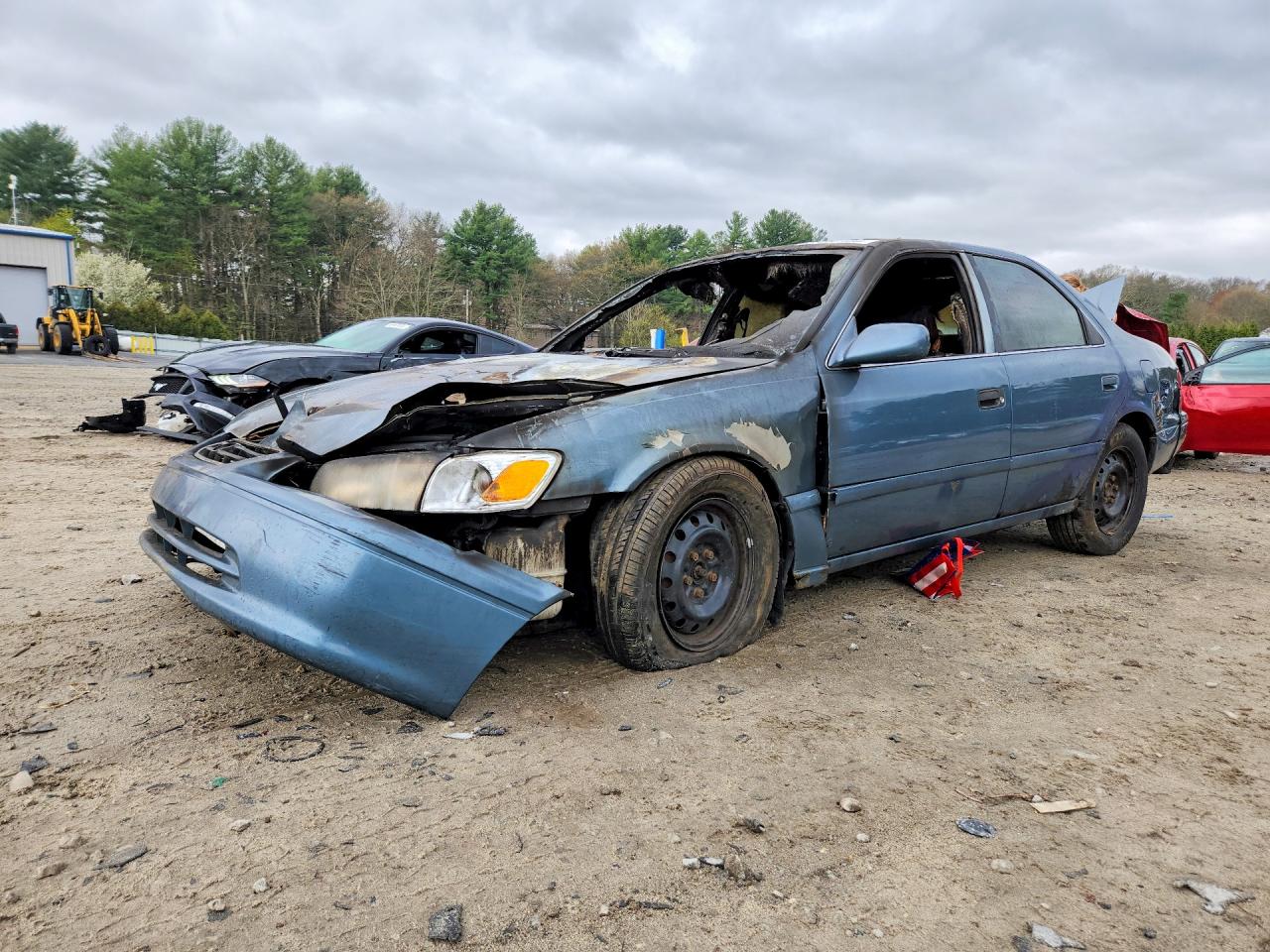 2000 Toyota Camry LE, VIN 4T1BG22K6YU972247 — Burn