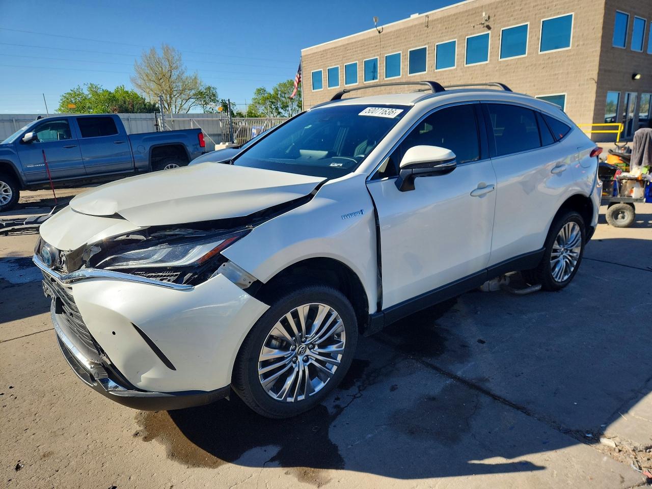 2021 Toyota Venza XLE, VIN JTEAAAAH1MJ030129 — Front end