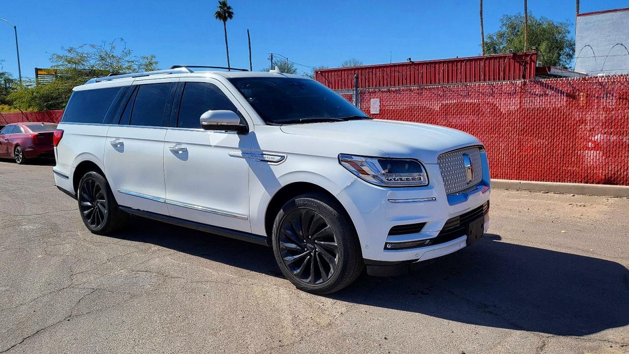 2020 Lincoln Navigator Reserve, VIN 5LMJJ3LT8LEL10177 — Auction photo