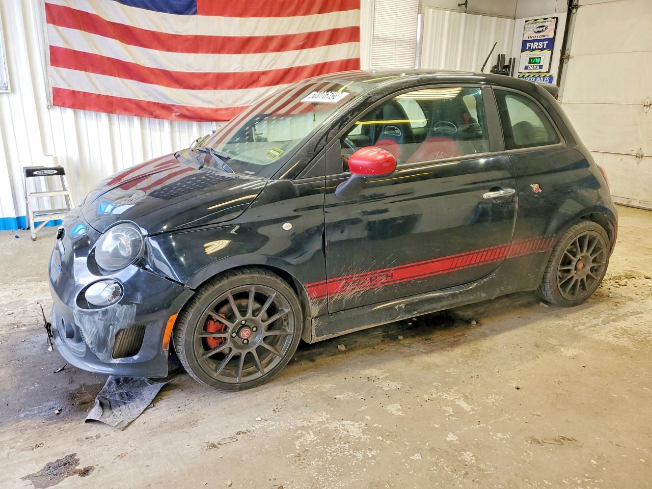 2015 FIAT 500 Abarth, VIN 3C3CFFFH7FT501740 — Auction photo