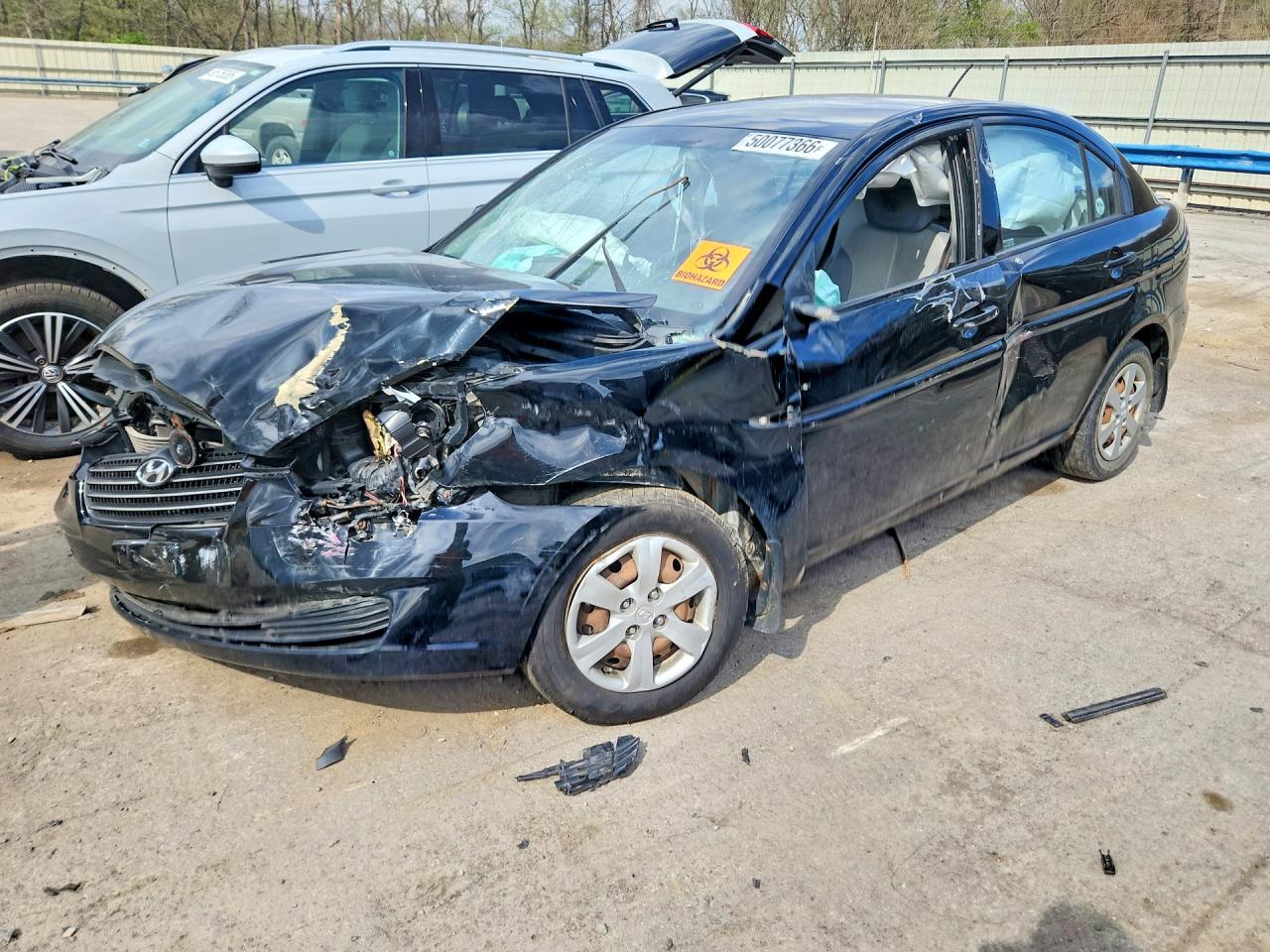 2010 Hyundai Accent GLS, VIN KMHCN4ACXAU407179 — Front end