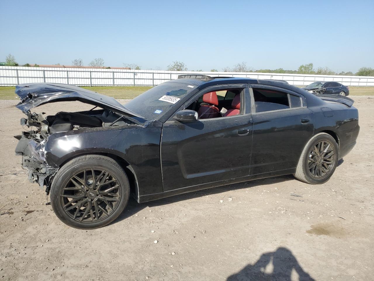 2013 Dodge Charger SXT Plus, VIN 2C3CDXHG8DH552606 — Front end