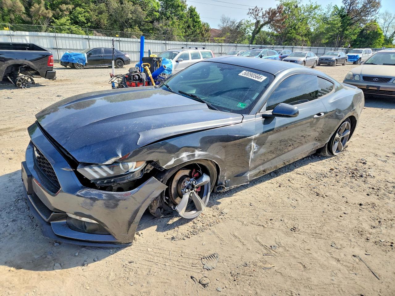 2015 Ford Mustang V6, VIN 1FA6P8AMXF5309675 — Side