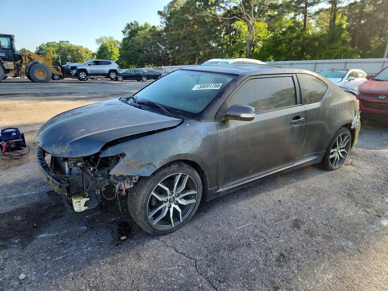 2014 Scion tC, VIN JTKJF5C71E3069562 — Front end