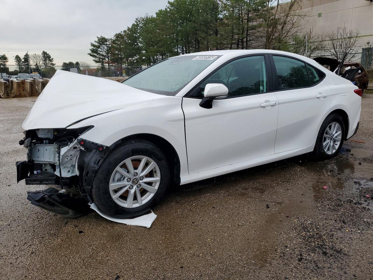 2026 Toyota Camry LE, VIN 4T1DAACK2TU279428 — Frame damage