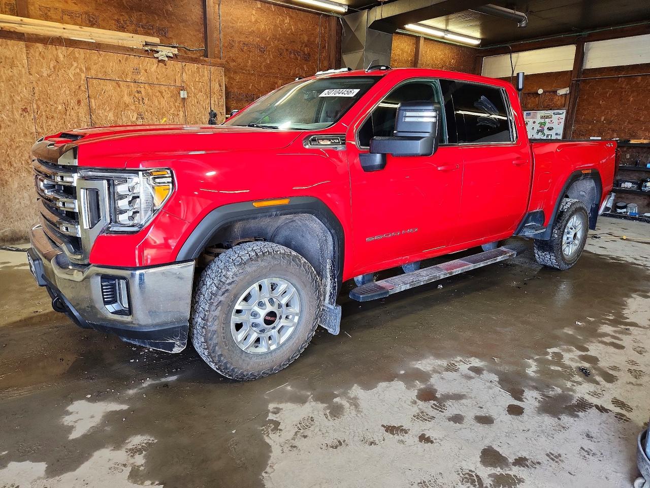 2022 GMC Sierra 2500HD SLE, VIN 1GT49ME78NF295700 — Side