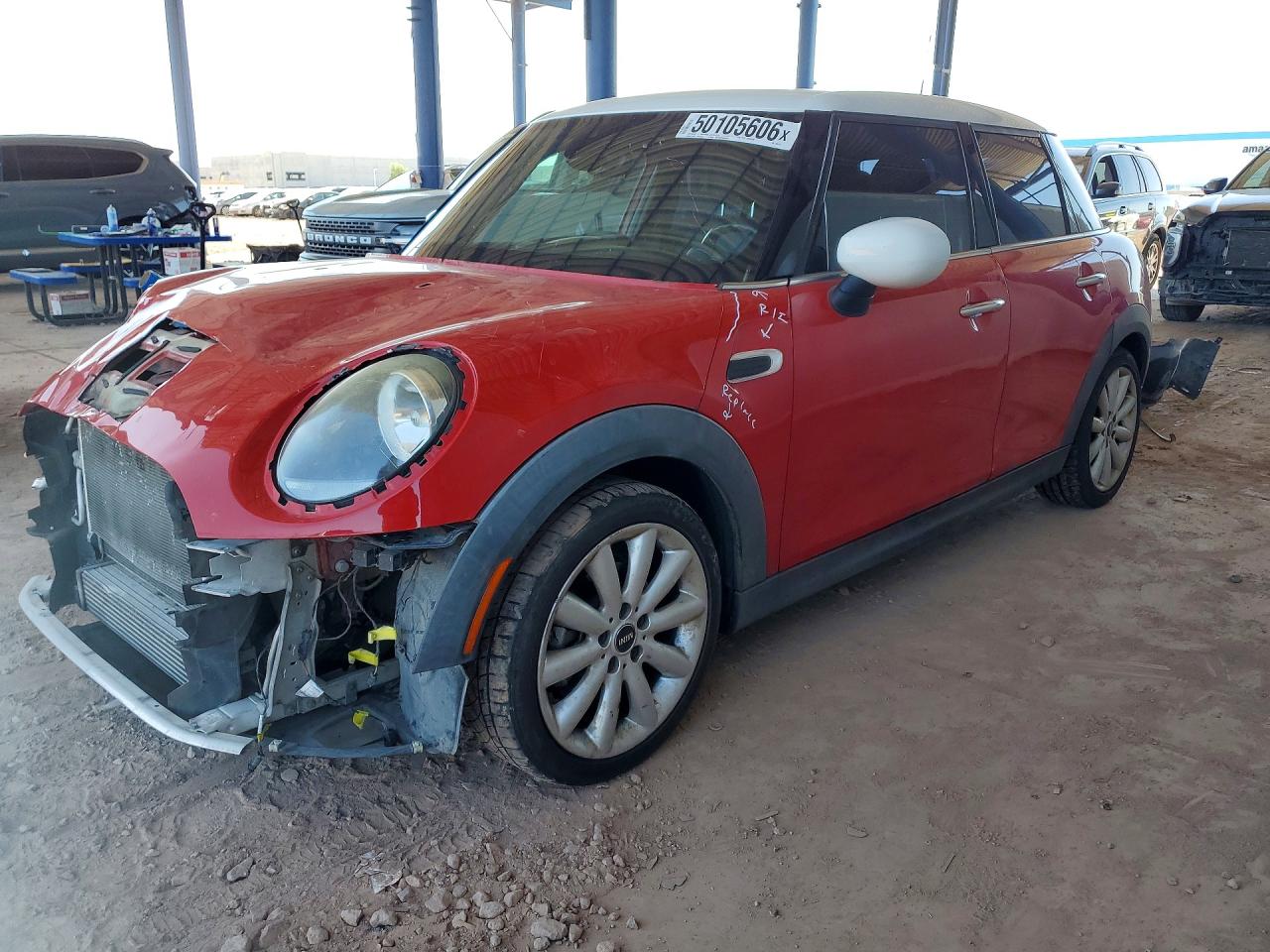 2021 MINI Hardtop 4 Door Cooper, VIN WMWXU7C08M2N56765 — Front end