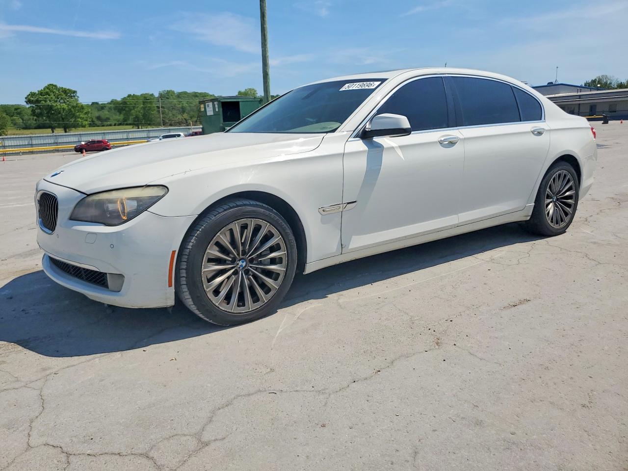 2011 BMW 7 Series 750Li, VIN WBAKB8C59BCY66027 — Front end