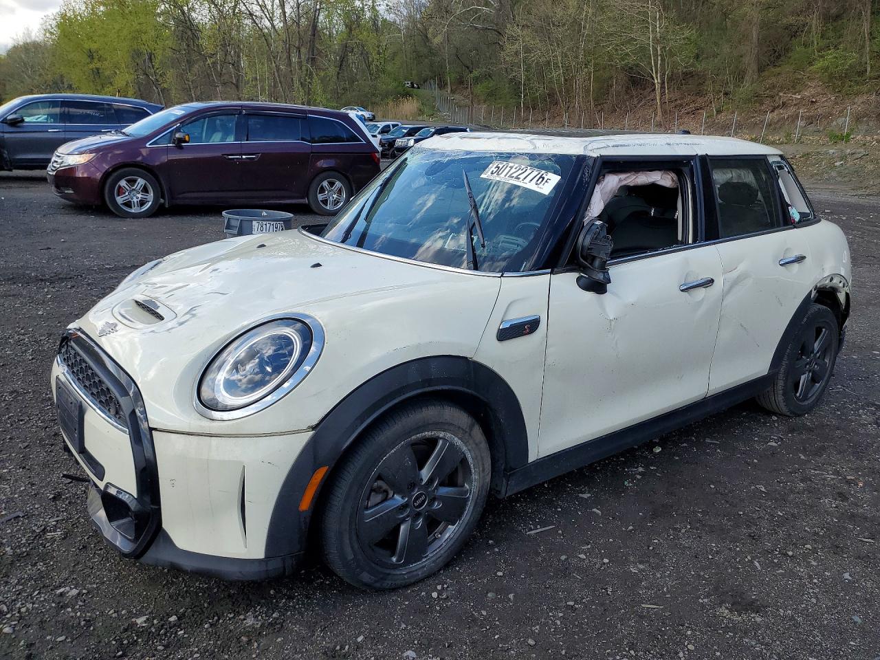 2022 MINI Hardtop 4 Door Cooper S, VIN WMW53DK05N2R25318 — Rollover